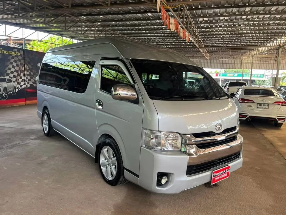 2016 Toyota Commuter V (H200) 2