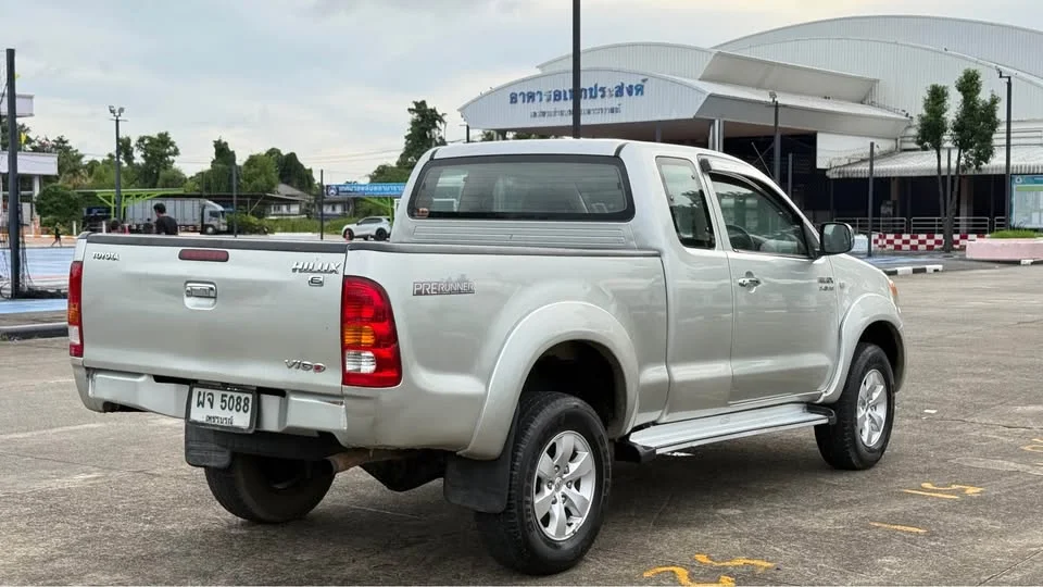 2007 Toyota Hilux VII 2