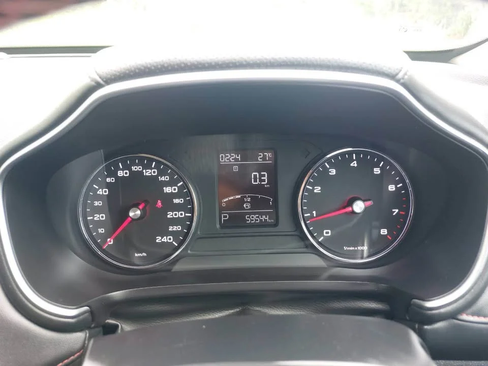 2019 MG HS 3