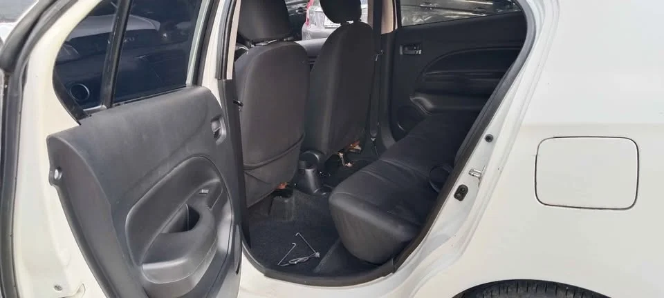 2013 Mitsubishi Attrage VI 2
