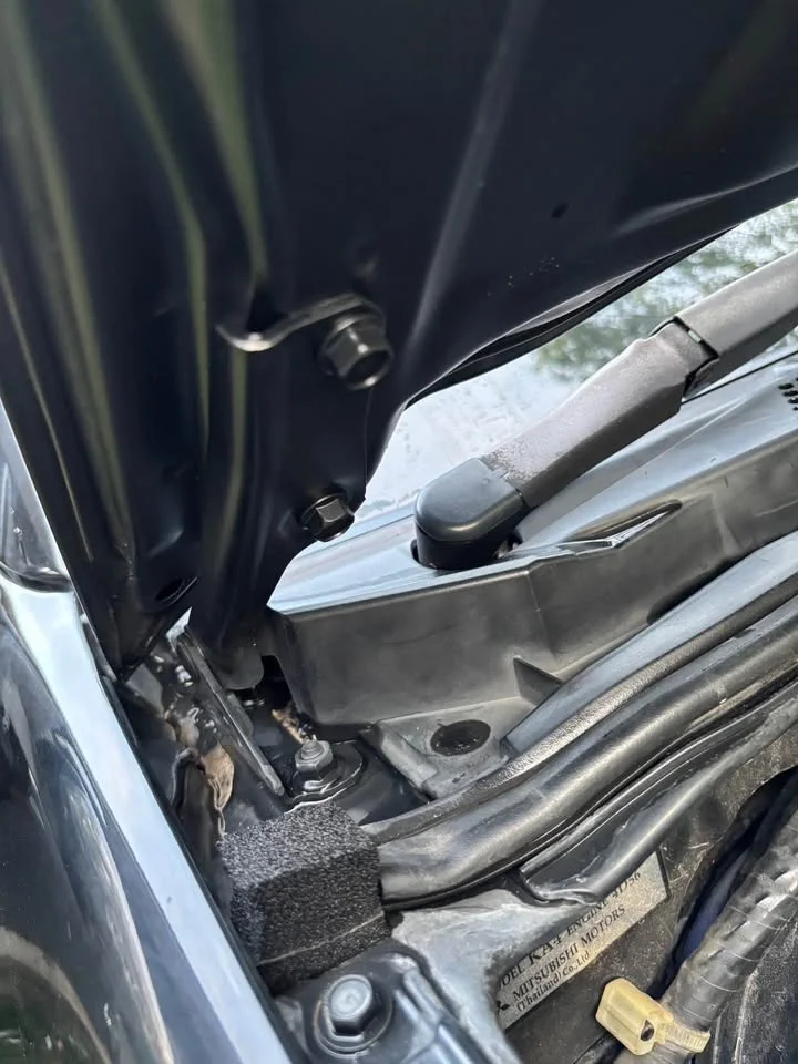 2011 Mitsubishi Triton IV 2