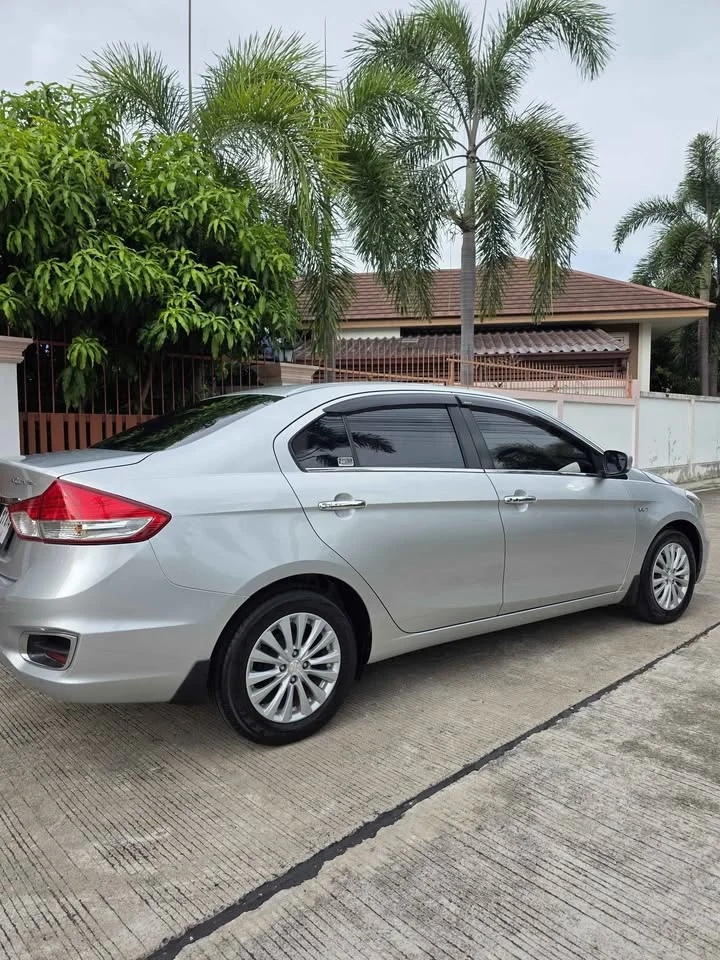 2015 Suzuki Ciaz 2