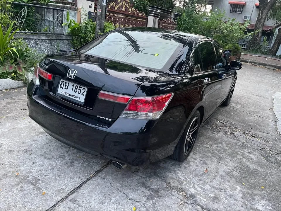 2010 Honda Accord VIII 2