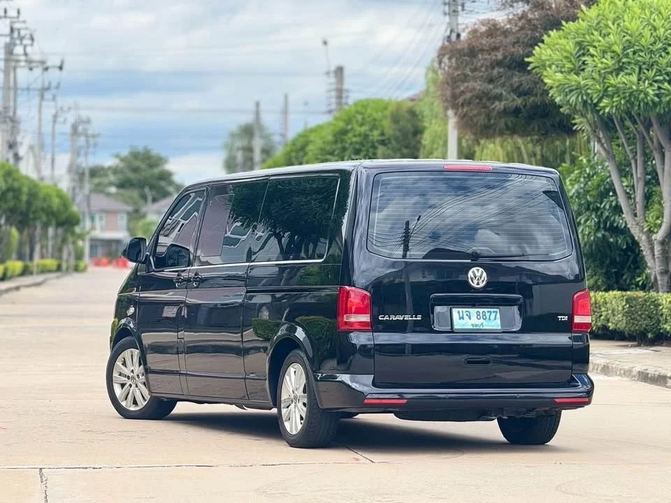 2014 Volkswagen Caravelle T5 3