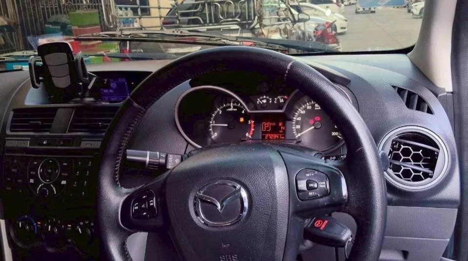 2014 Mazda BT-Series II 3