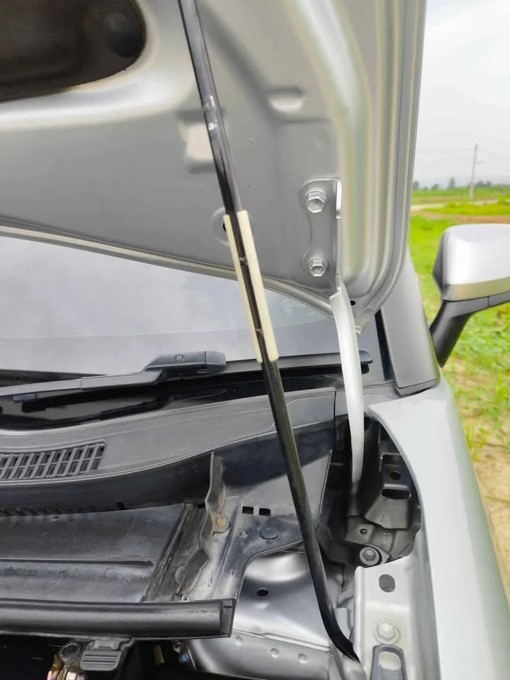 2017 Toyota Sienta II 2