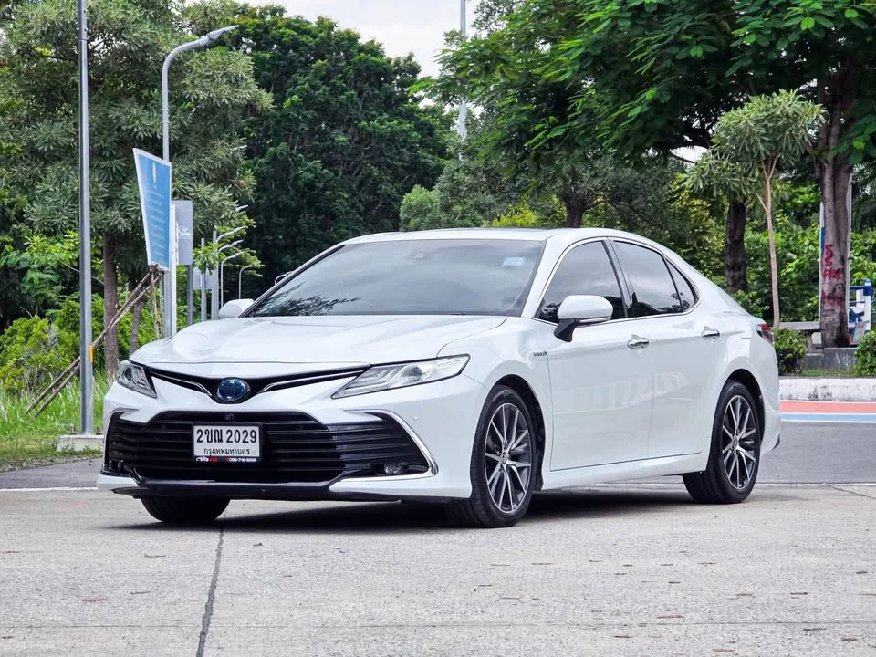 2022 Toyota Camry VIII (XV70) 2