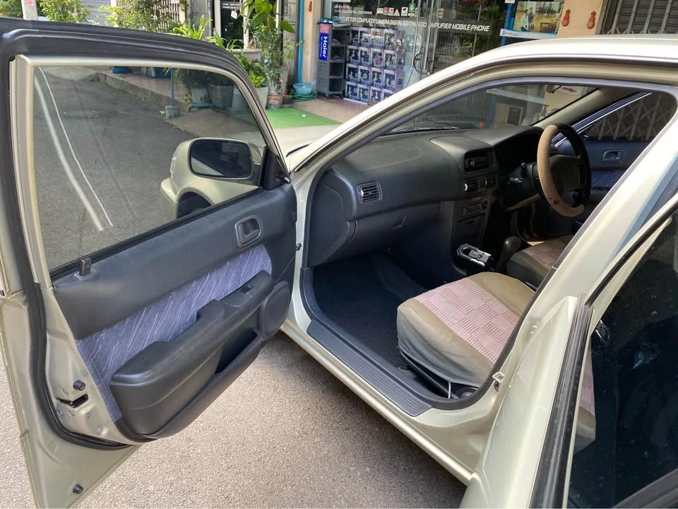 2000 Toyota Corolla Altis VIII (E110) 2