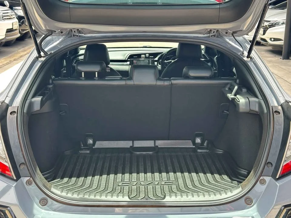 2021 Honda Civic X 2
