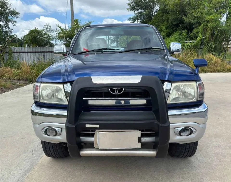 2002 Toyota Hilux Tiger VI 2