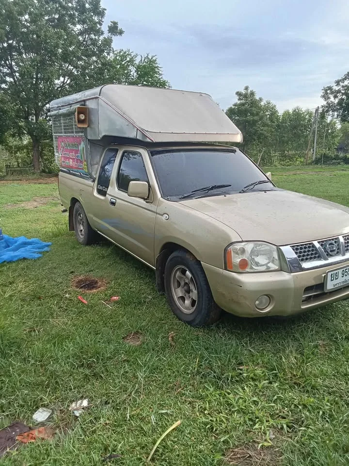 2005 Nissan Frontier I 2