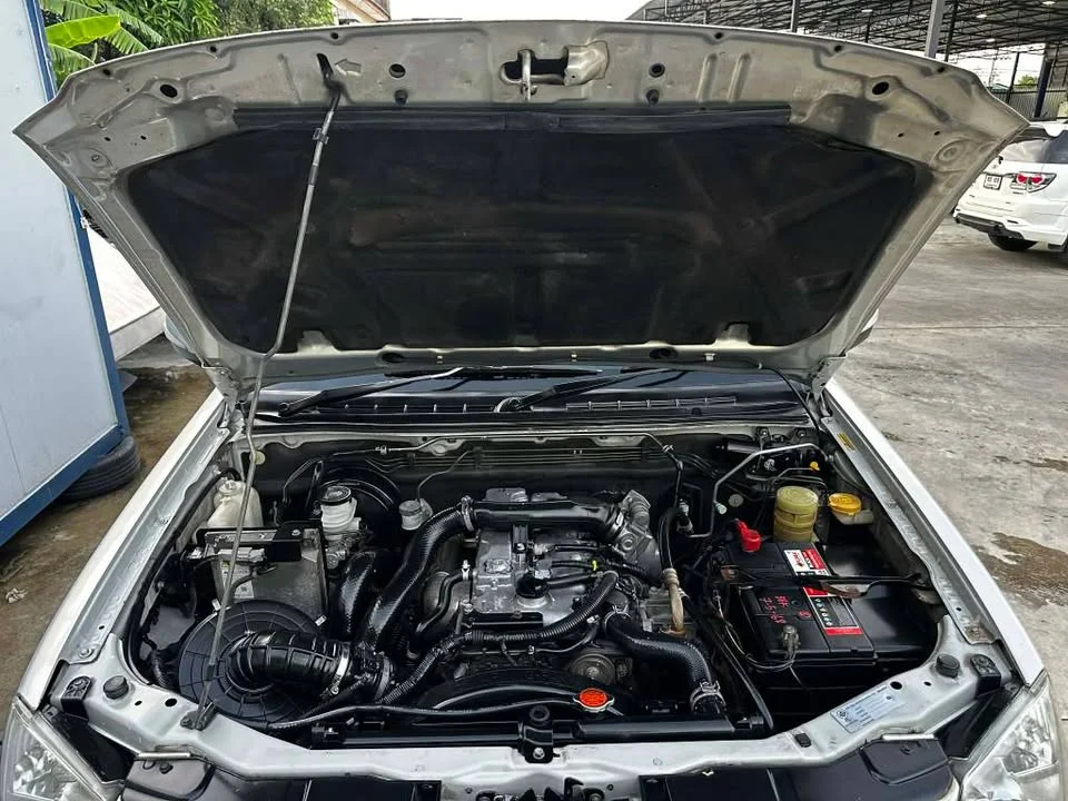 2010 Isuzu D-Max I 3