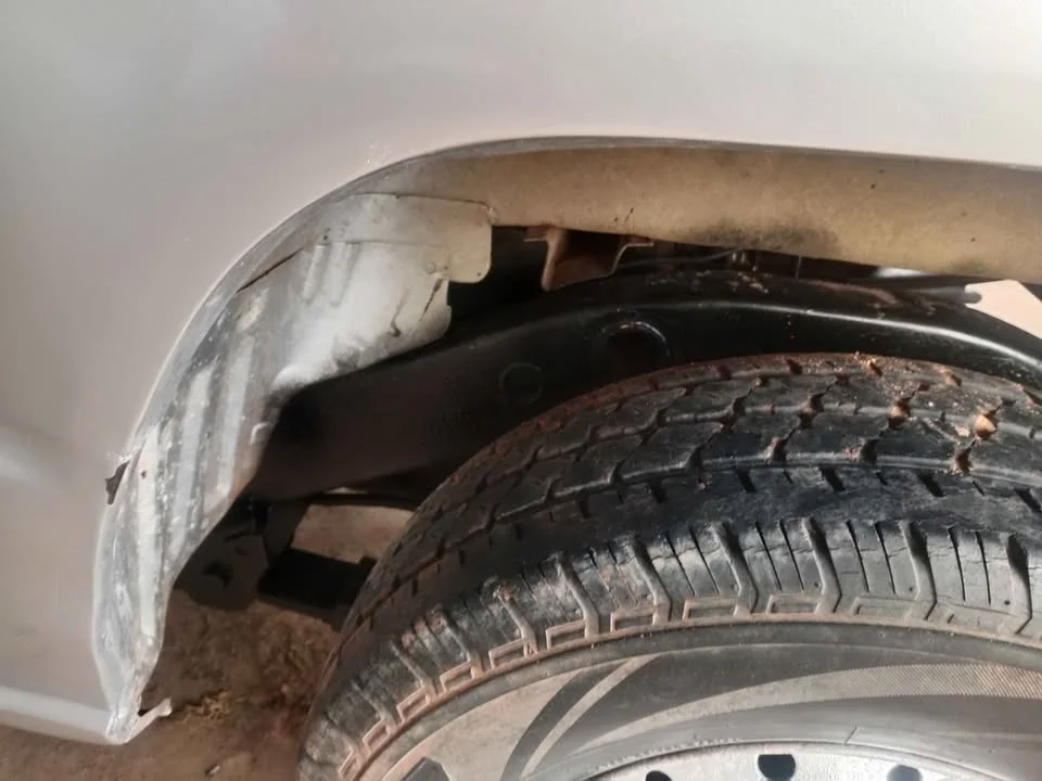 2003 Mitsubishi Triton II 3