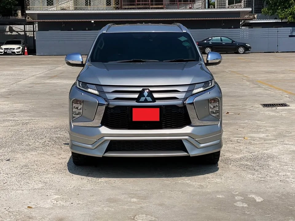 2019 Mitsubishi Pajero Sport III 2