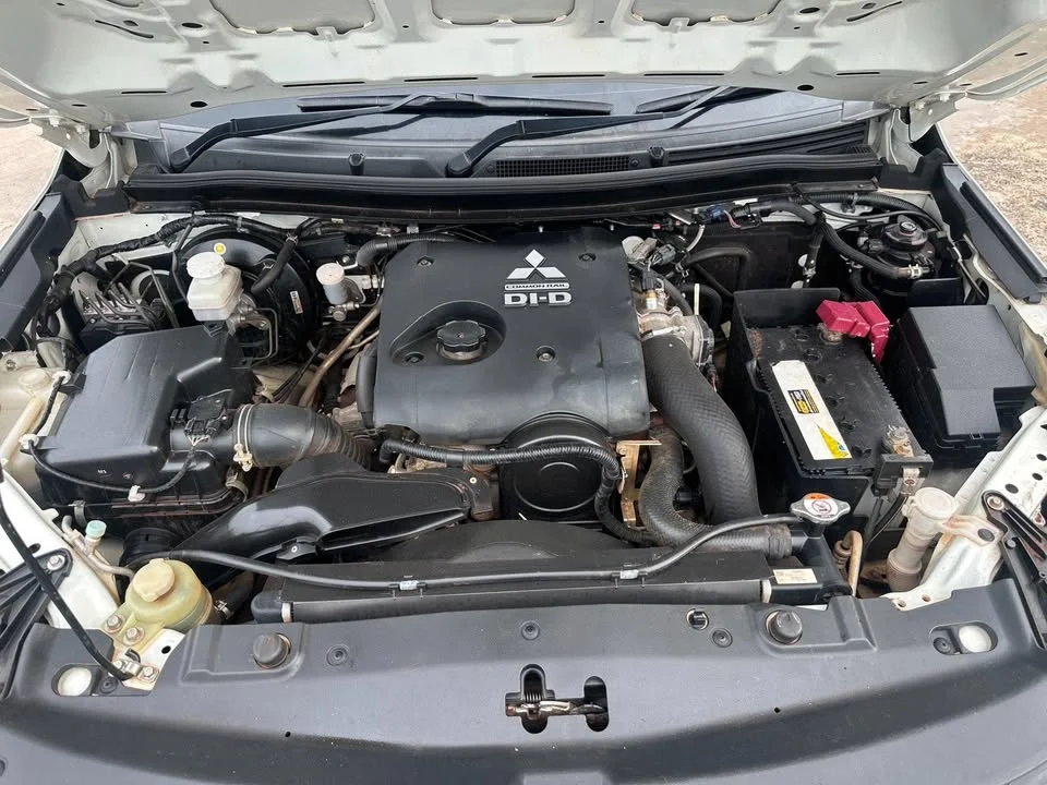 2022 Mitsubishi Triton V 2