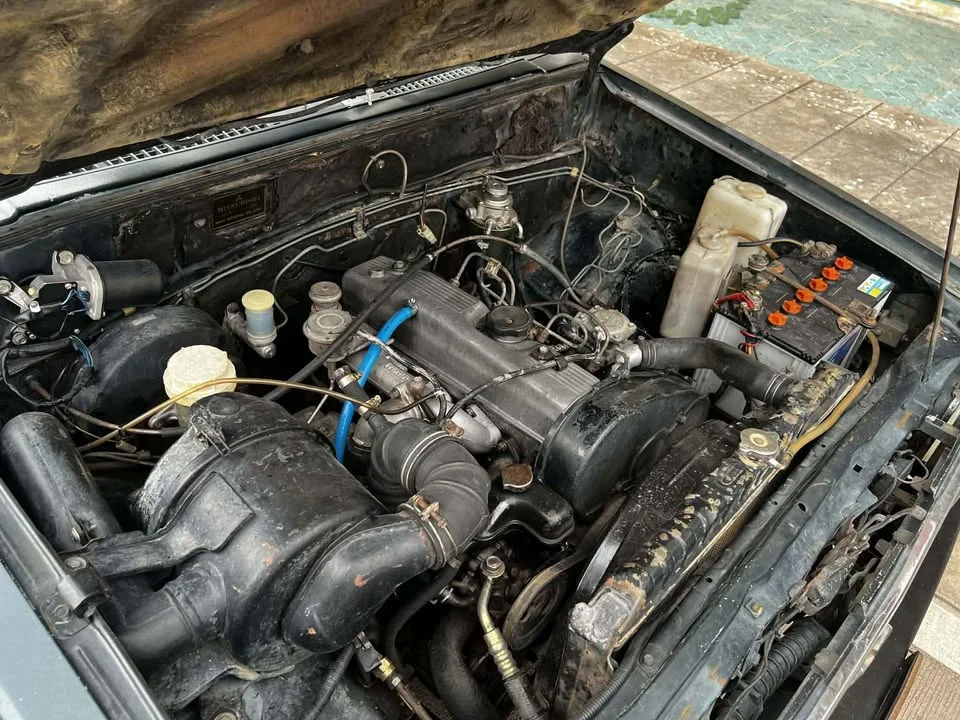 1994 Mitsubishi Triton II 3
