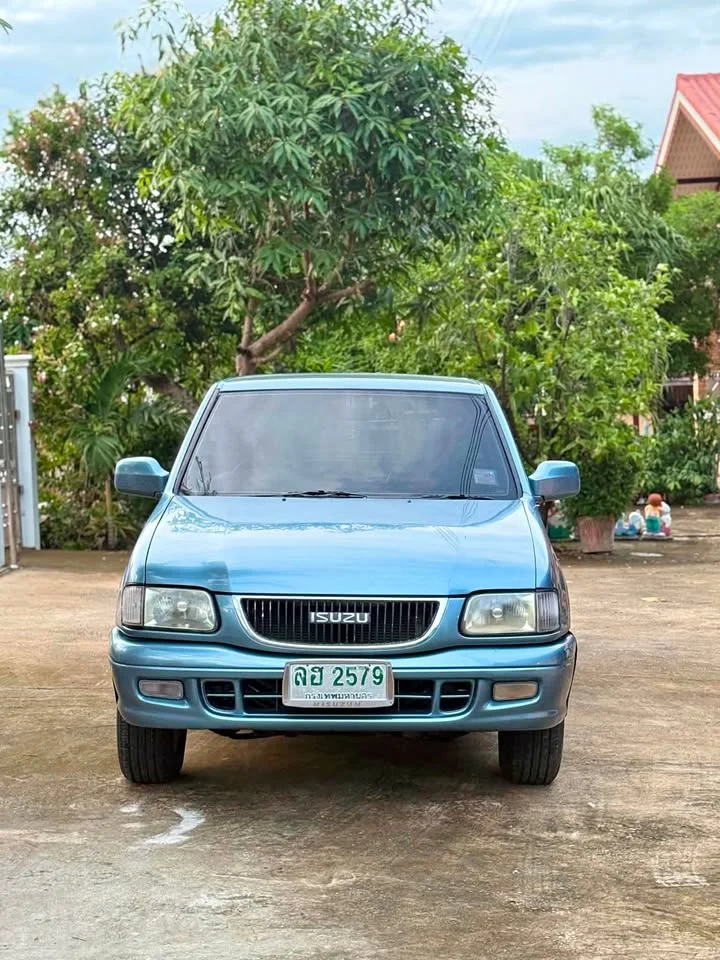 2001 Isuzu Faster Dragon Eyes III 2