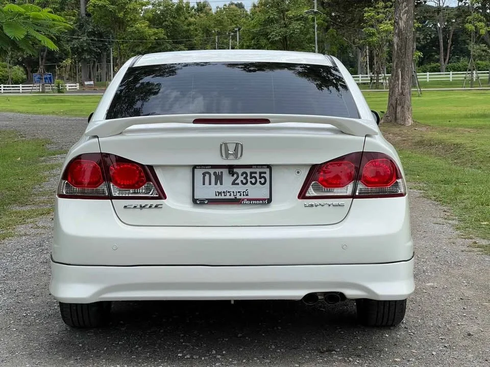 2011 Honda Civic VIII 2