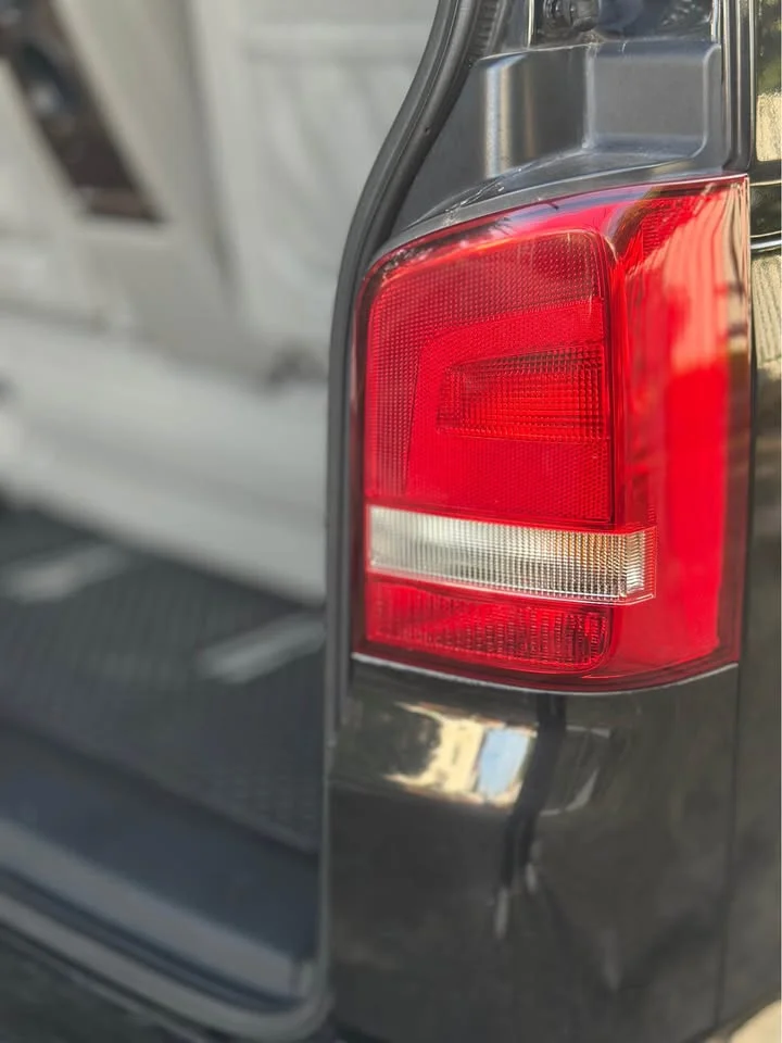 2012 Volkswagen Caravelle T5 2