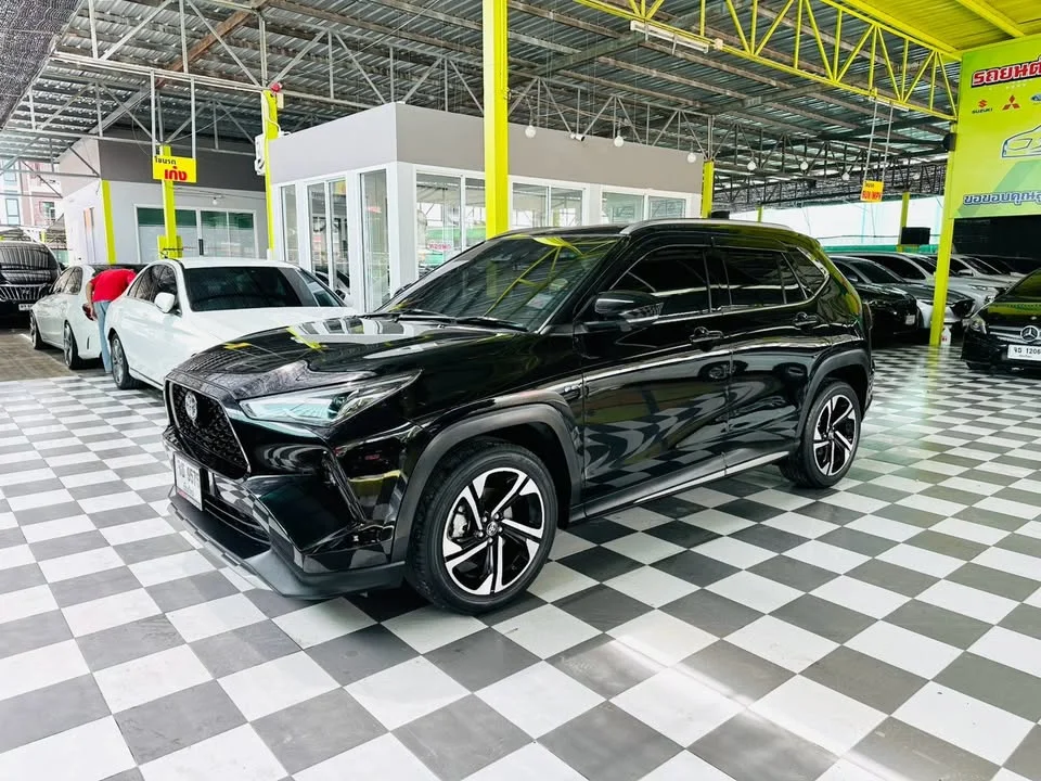 2024 Toyota Yaris Cross AC200 3