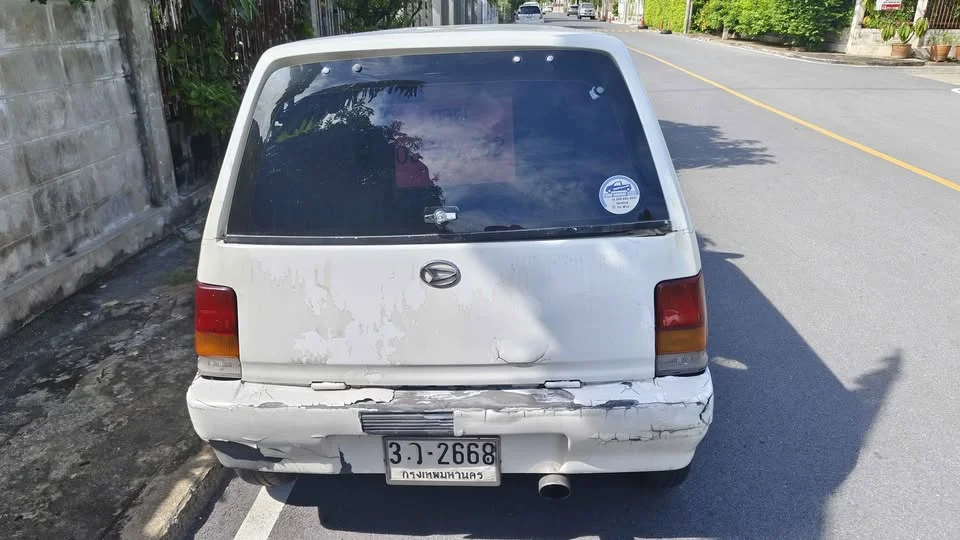 1991 Daihatsu Mira L200 3