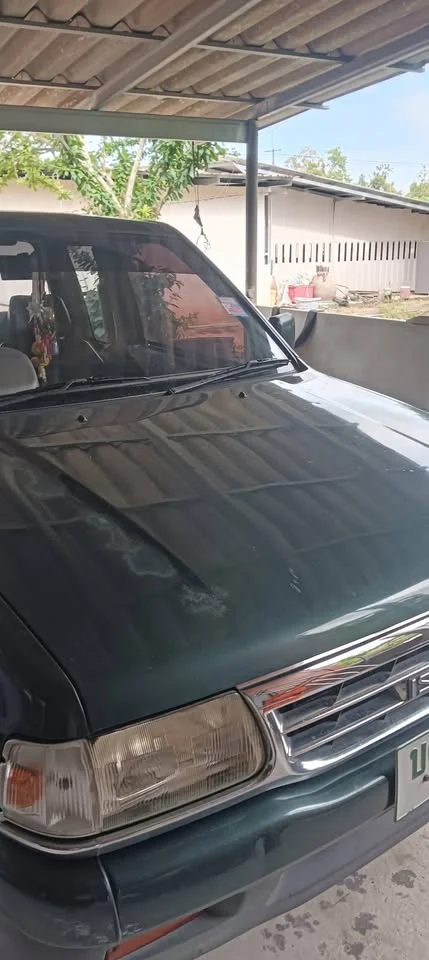 1994 Isuzu TFR III 2