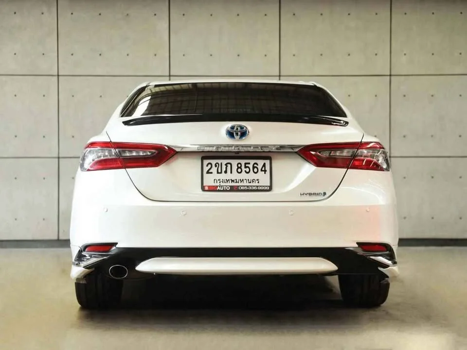 2022 Toyota Camry VIII (XV70) 2