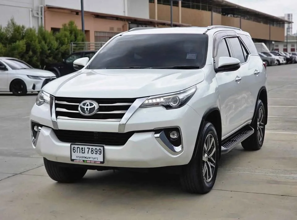 2017 Toyota Fortuner II 2