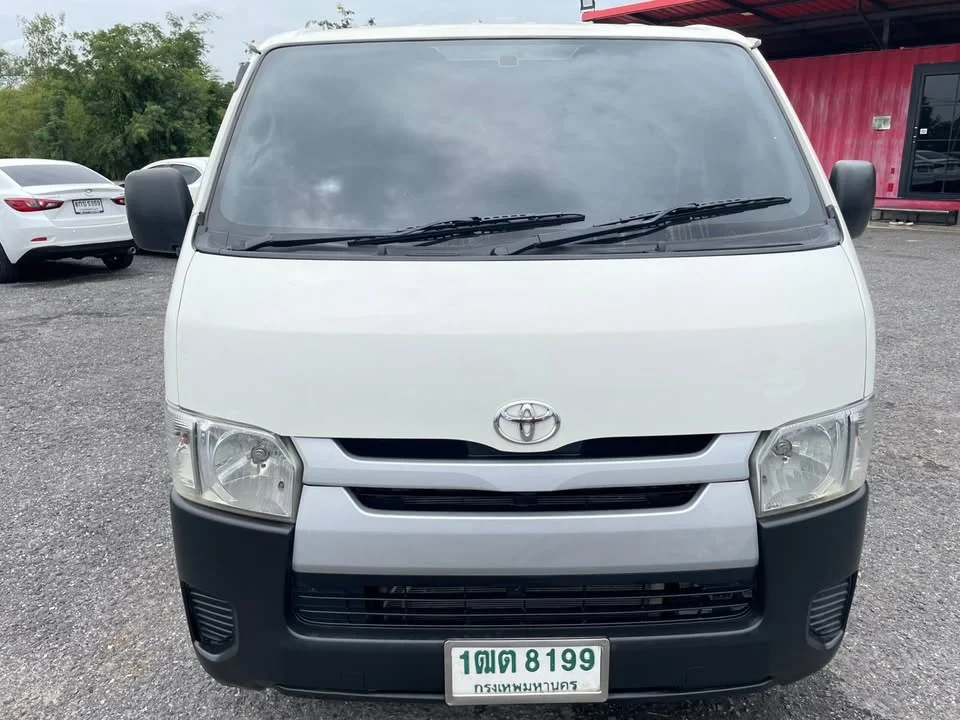 2015 Toyota HiAce V (H200) 3