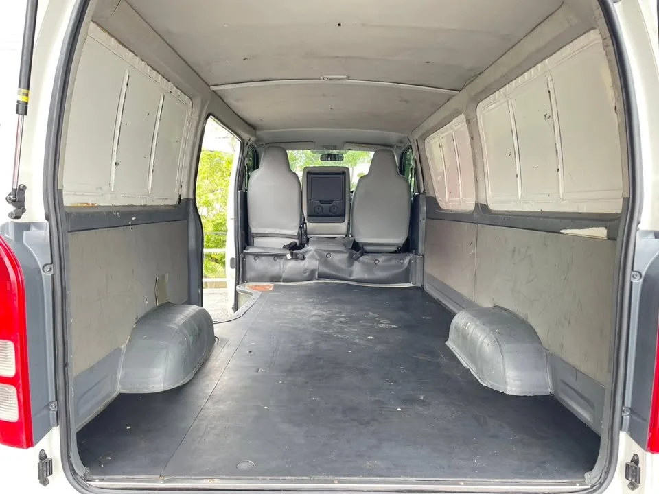 2015 Toyota HiAce V (H200) 2