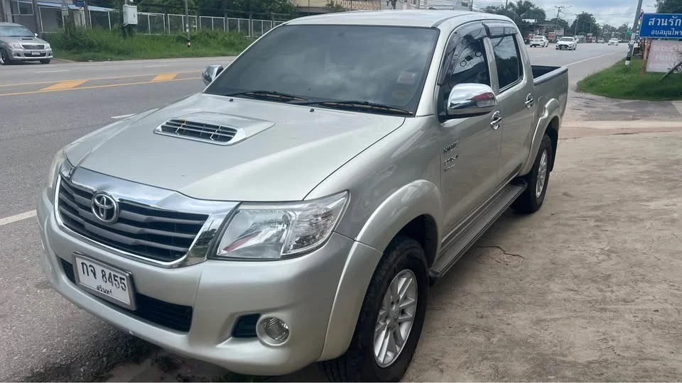 2013 Toyota Hilux VII 3