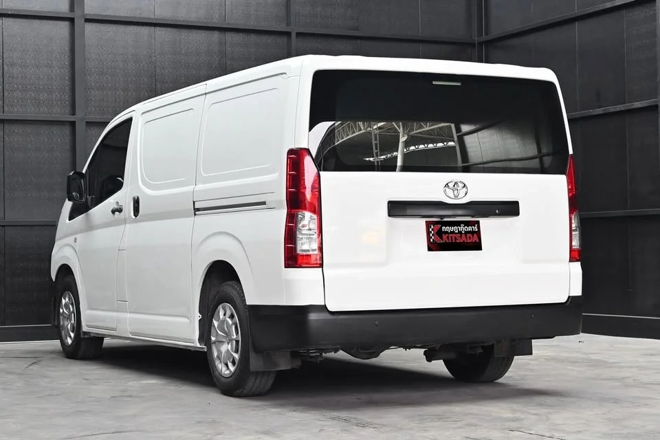 2022 Toyota HiAce VI (H300) 3