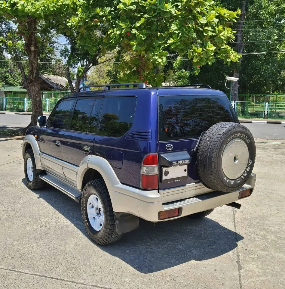 1997 Toyota Land Cruiser Prado J90 3