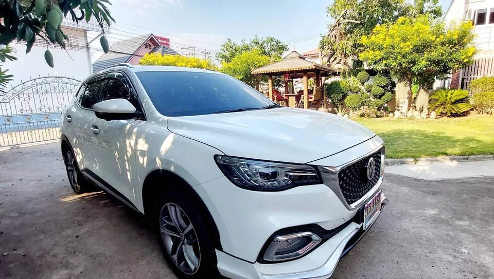 2021 MG HS 2
