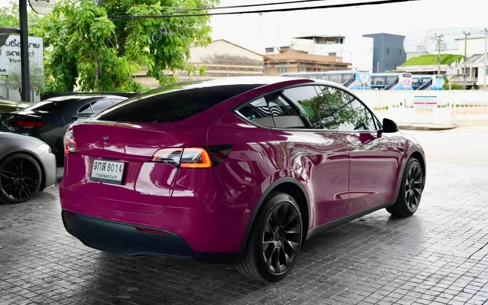 2023 Tesla Model Y 3