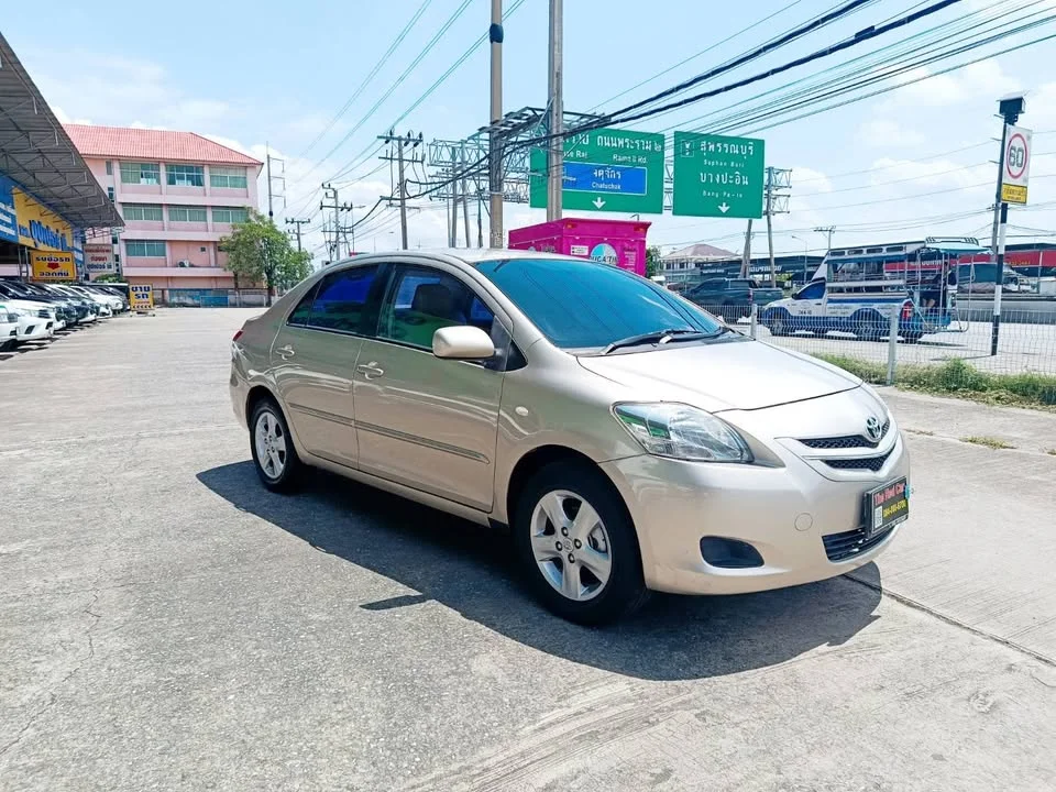 2010 Toyota Vios II 2