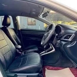 2018 Toyota Yaris ATIV III 2