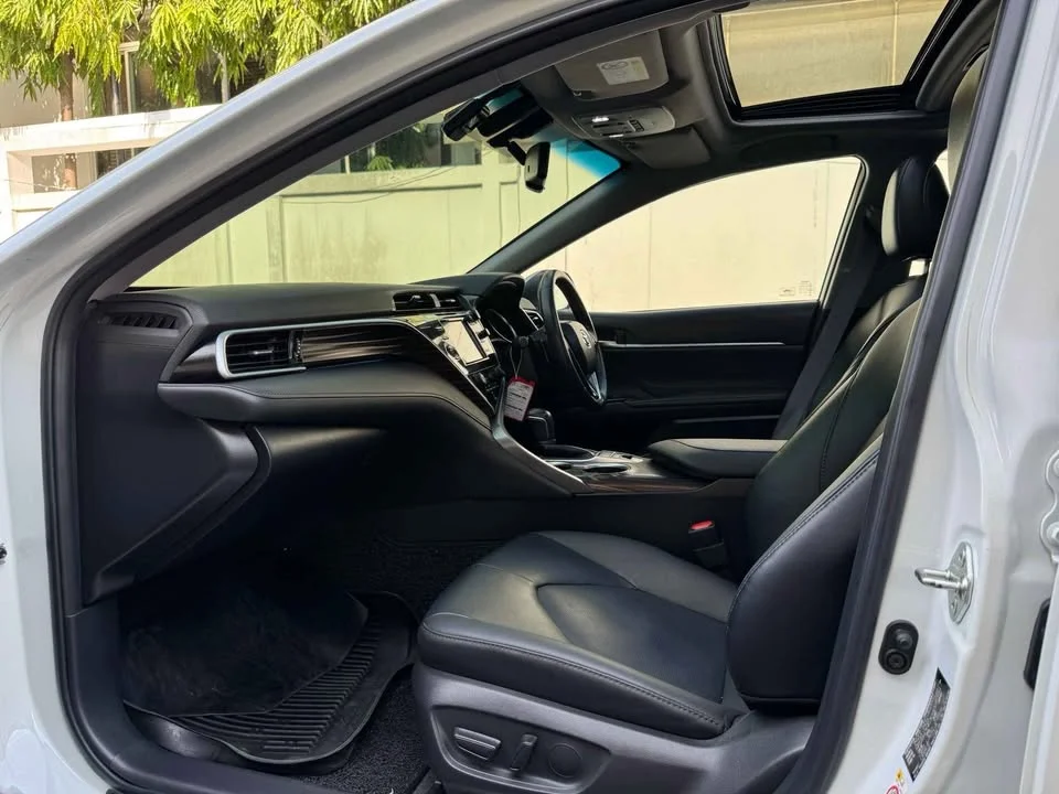2022 Toyota Camry VIII (XV70) 3