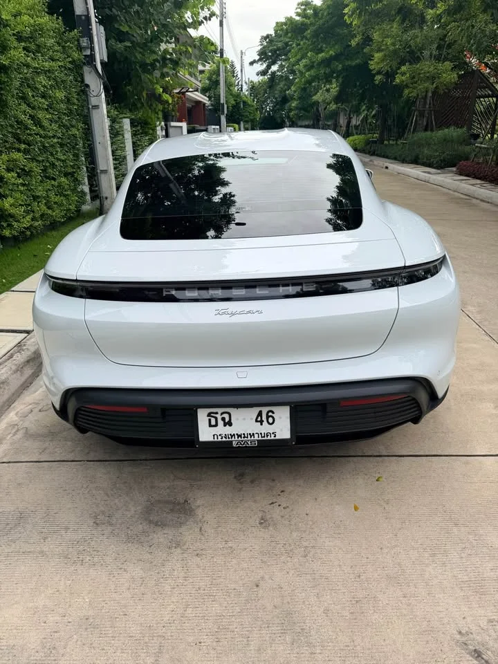 2021 Porsche Taycan 9J1 2