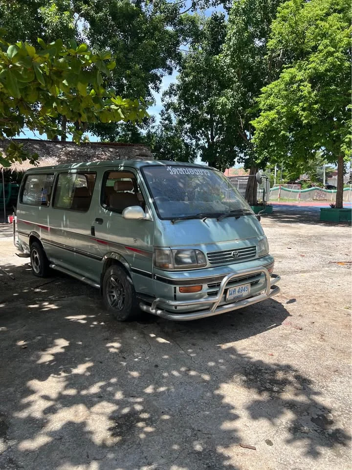 1996 Toyota Commuter IV (H100) 3