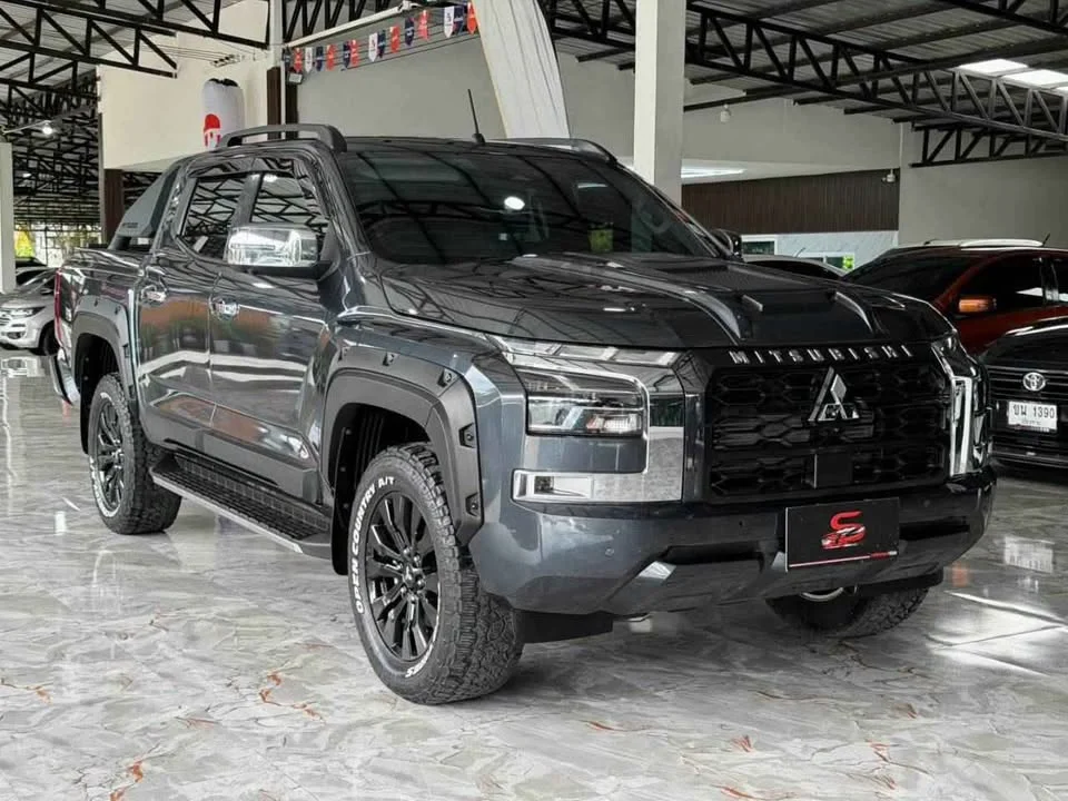 2023 Mitsubishi Triton VI 2