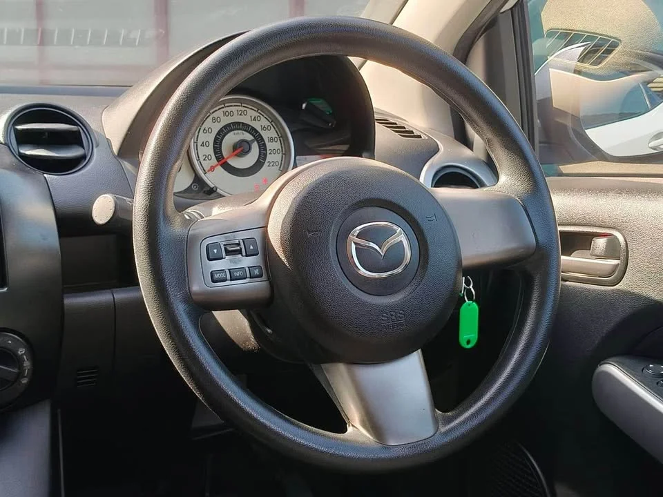 2013 Mazda 2 II 2