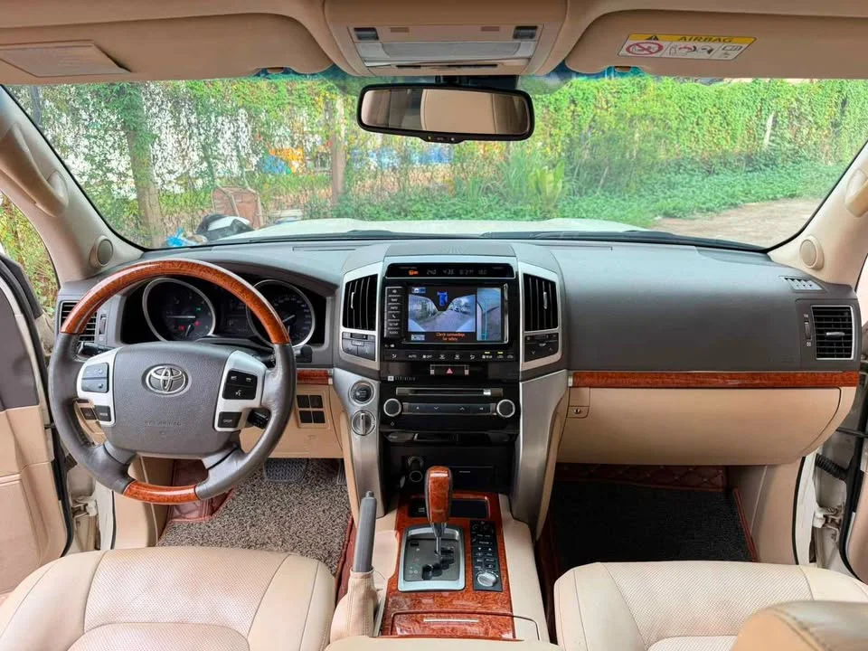 2015 Toyota Land Cruiser J200 3