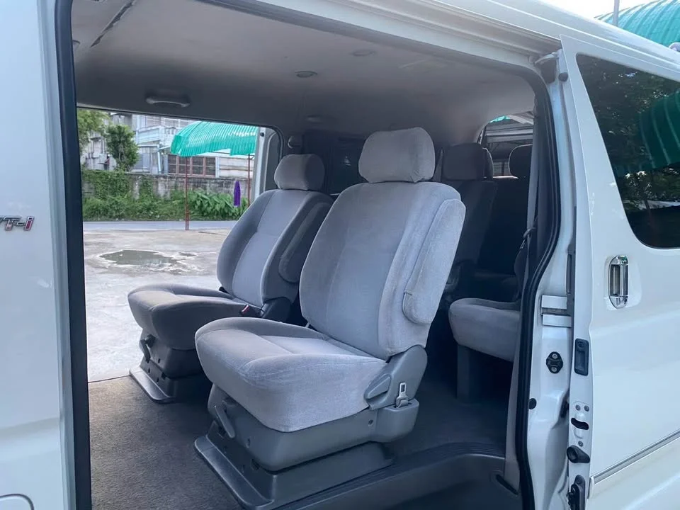 2009 Toyota Commuter V (H200) 2