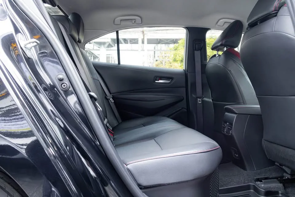 2024 Toyota Corolla Altis XII (E210) 3