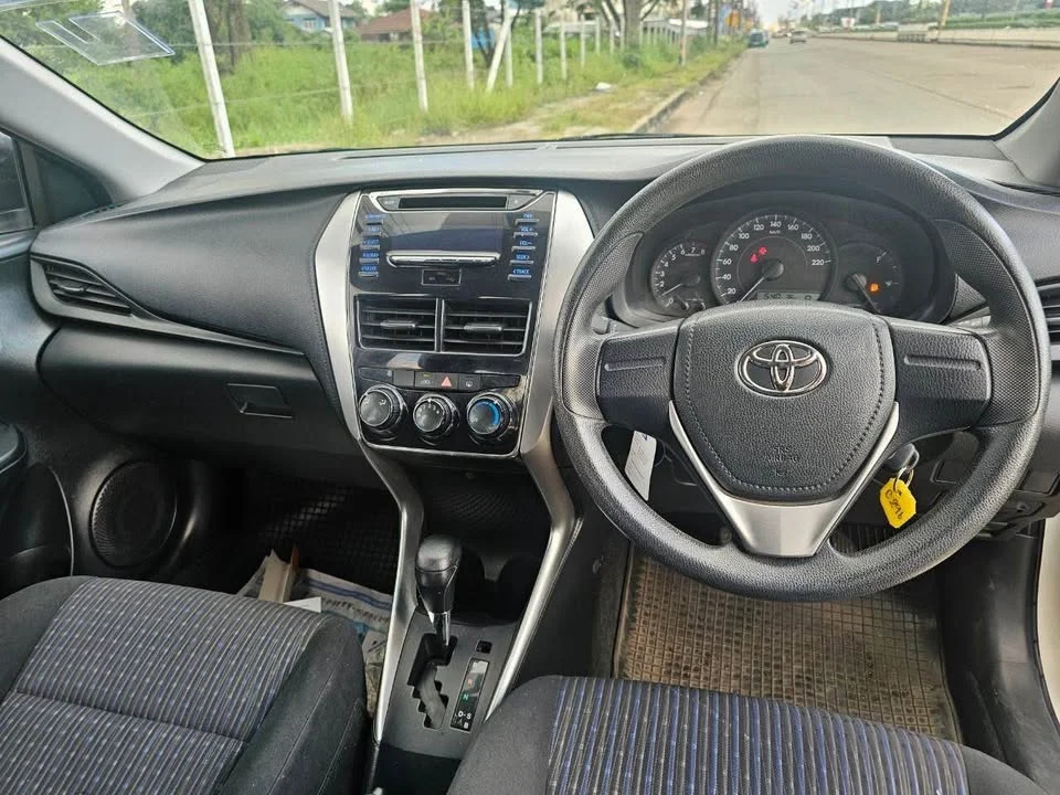 2019 Toyota Yaris ATIV III 3