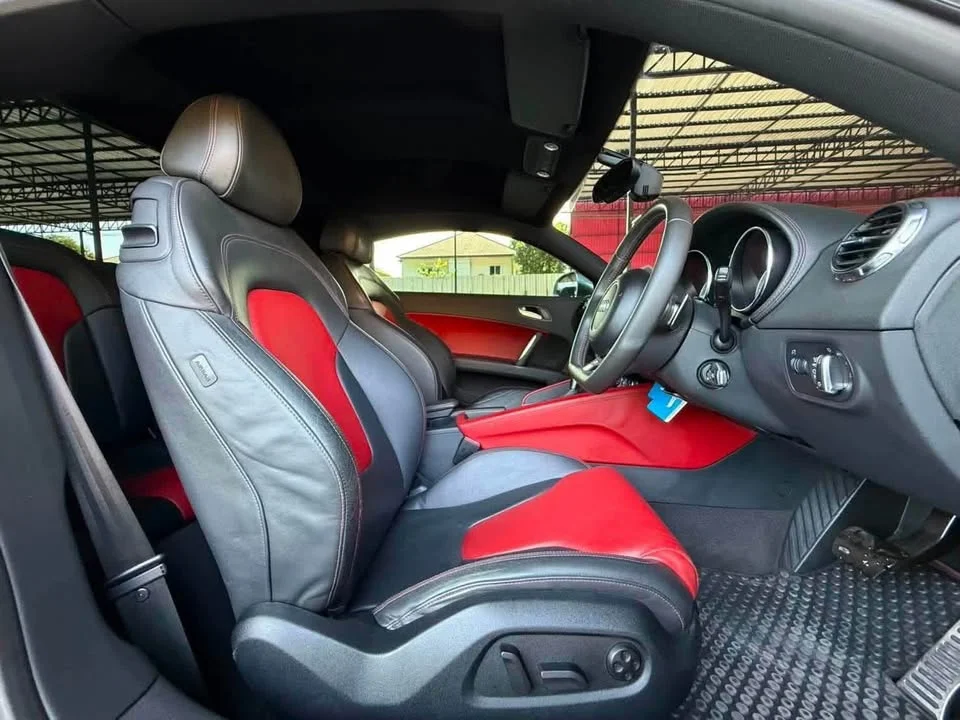 2010 Audi TT Mk2 3