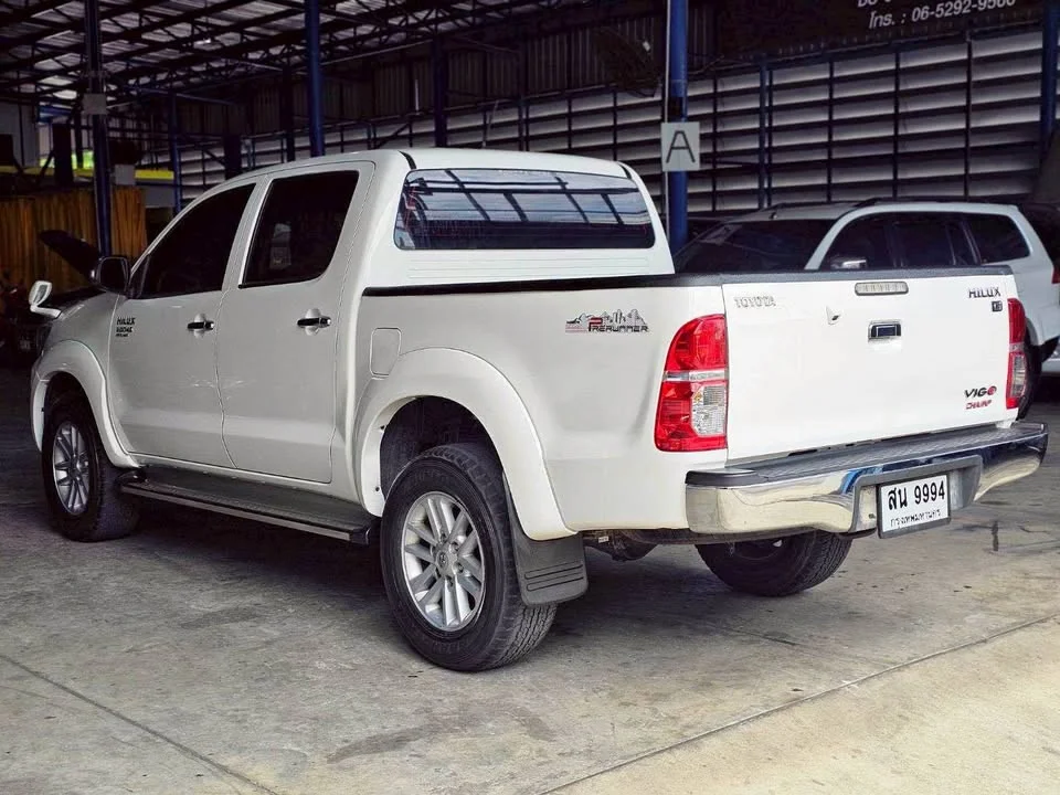 2012 Toyota Hilux VII 2