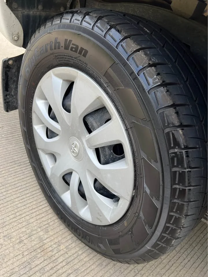 2017 Toyota Hilux VIII 3