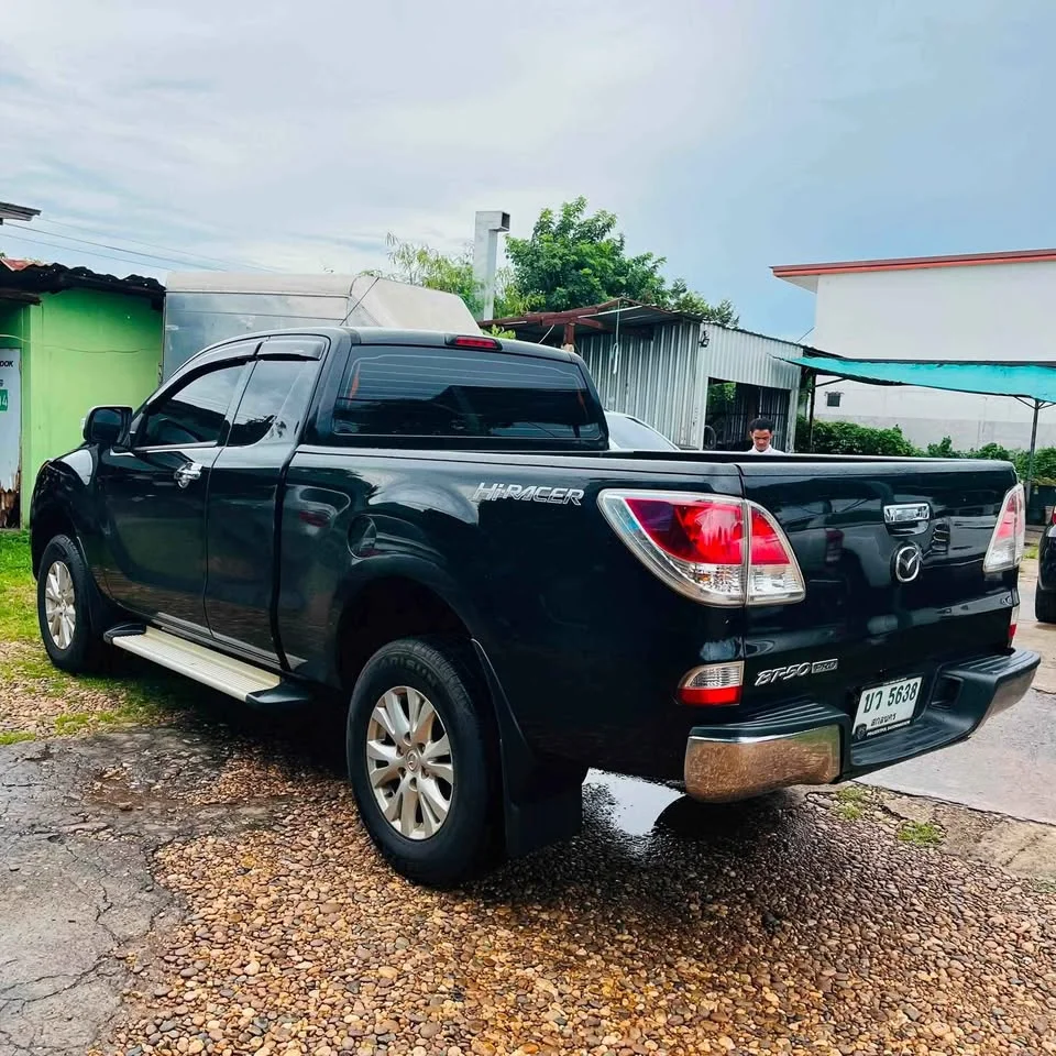 2012 Mazda BT-Series II 3